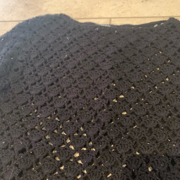 Crochet wool top - Picture 2 of 2